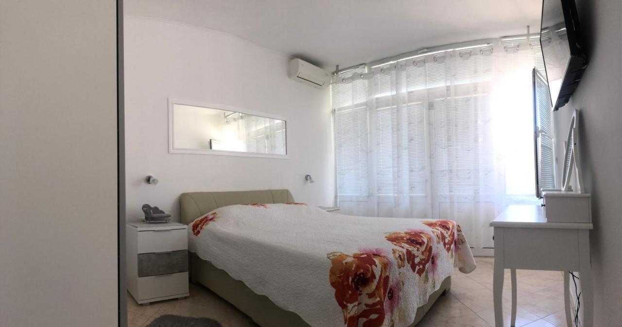 Apartments Ljube Makarska Kültér fotó
